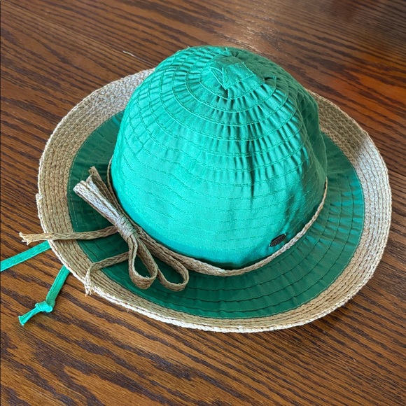 Scala Collection Green Straw Floppy Bucket Sun Hat - Picture 1 of 3
